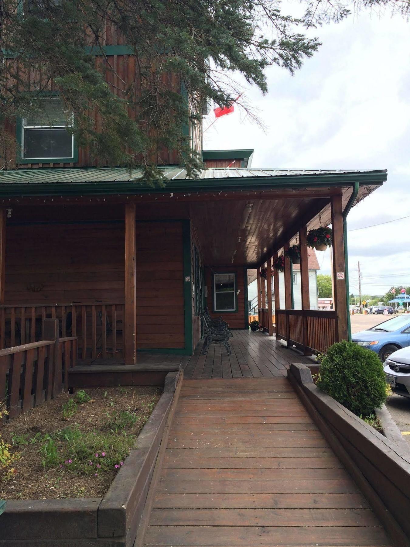 Balmoral Hotel Barrys Bay Exterior foto